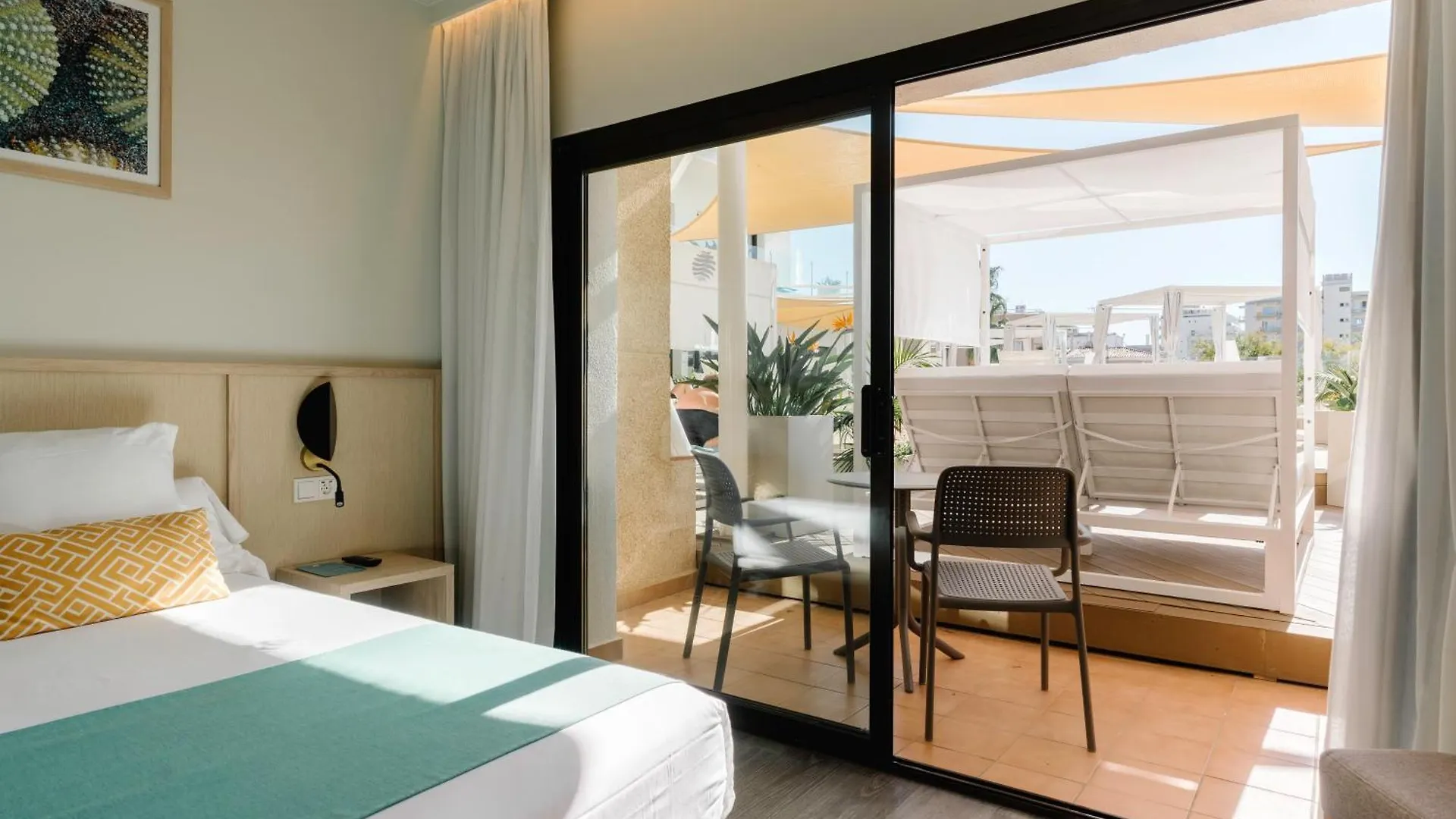 ****  Aluasoul Palma Hotel Adults Only Can Pastilla  España