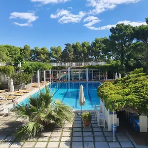 https://hotel-gri-mar.catalonia-hotels.com