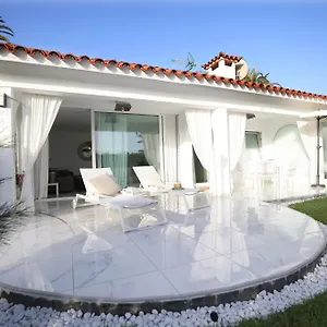 https://sun-club-playa-del-ingles.in-canary-islands.com